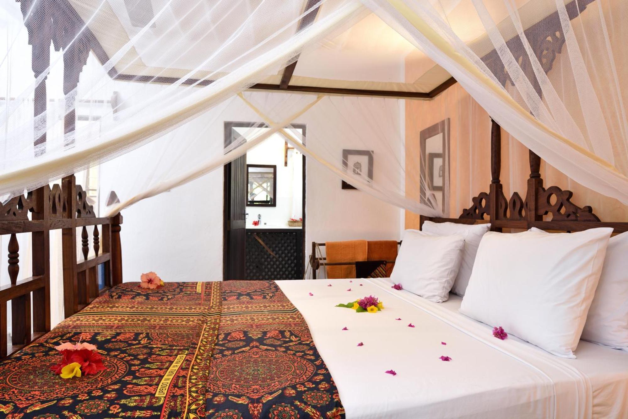 Shooting Star Boutique Hotel Kiwengwa  Bagian luar foto